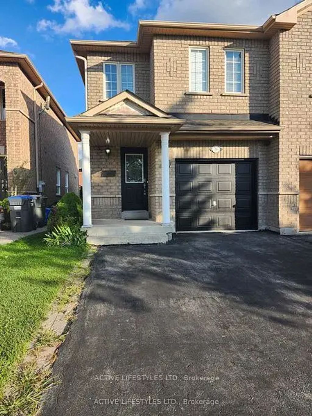 7647 Doverwood Drive, Mississauga
