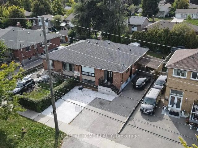 3174 Weston Road, Toronto W05