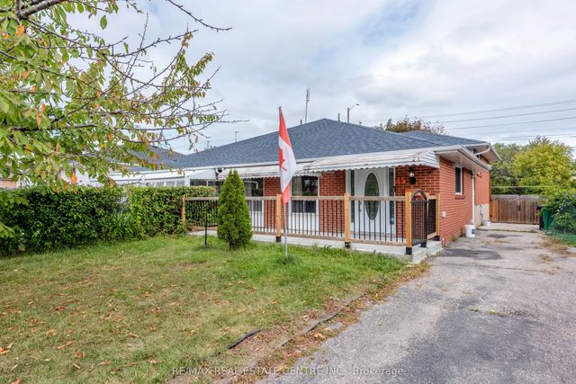 45 Autumn Boulevard, Brampton