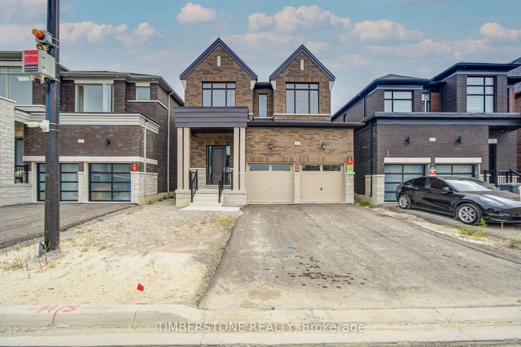 24 Aveena Road, Brampton