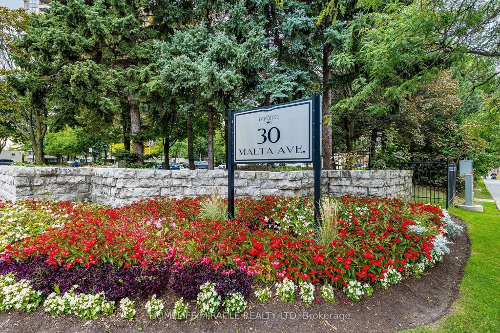 30 Malta Avenue 1809, Brampton