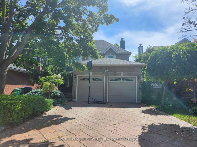 95 Mullis Crescent, Brampton