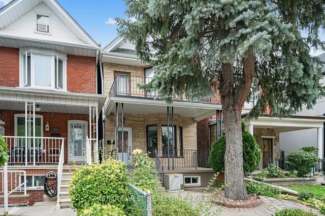 66 Bristol Avenue, Toronto W02