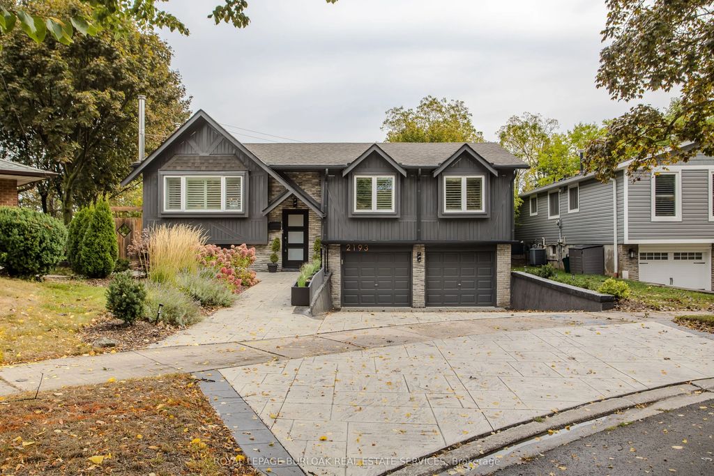 2193 Lancaster Crescent, Burlington