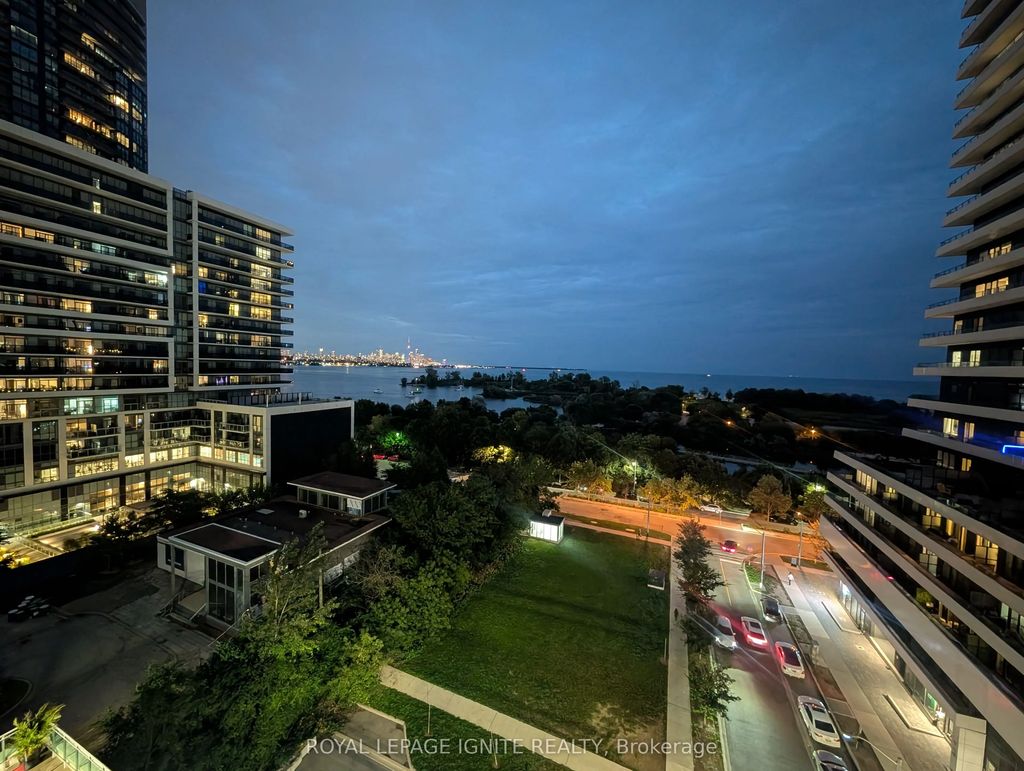 33 Shore Breeze Drive 710, Toronto W06