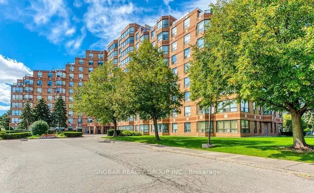 6 Humberline Drive 313, Toronto W10