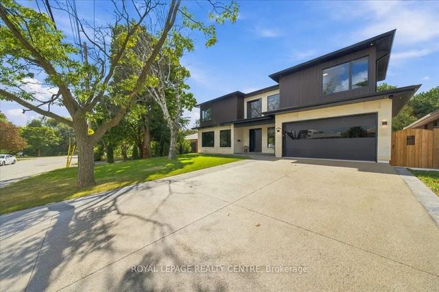 116 Elmcrest Road, Toronto W08
