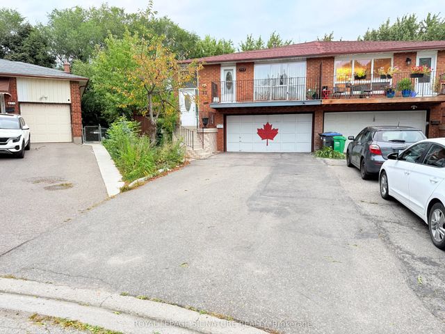 32 Madison Street, Brampton