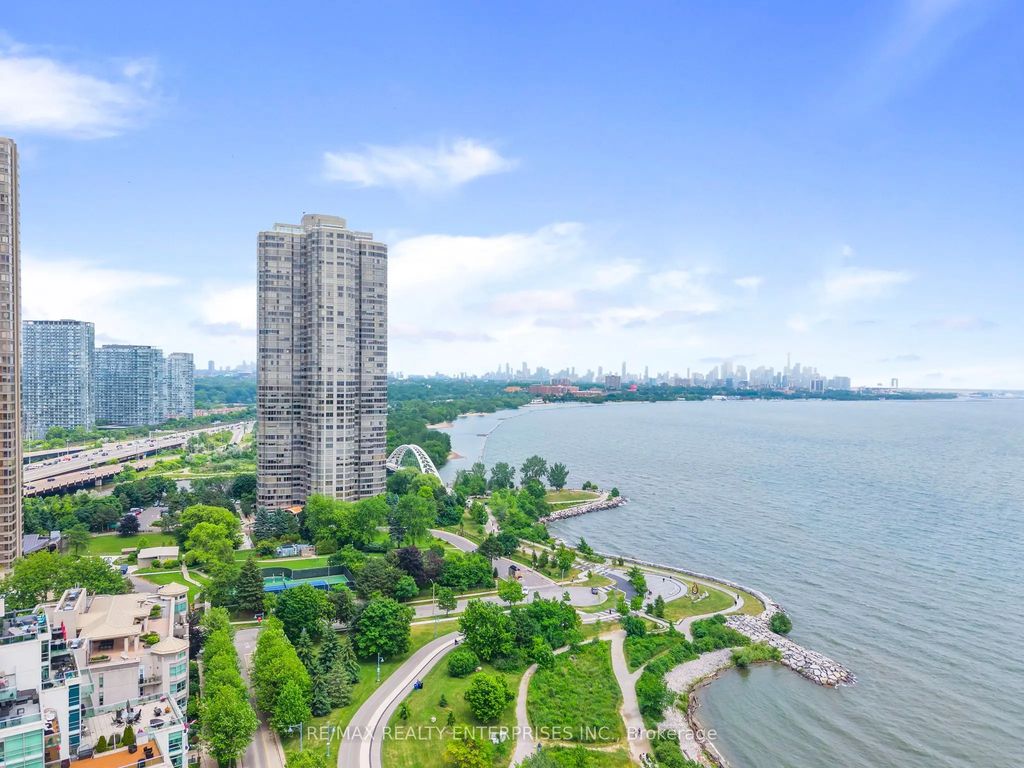 1 Palace Pier Court 1208, Toronto W06