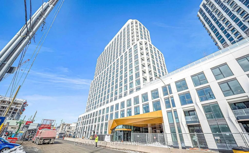 25 Cordova Avenue 1012, Toronto W08