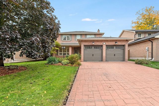 256 Randall Crescent, Milton