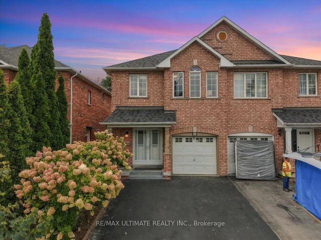 50 Sam Frustaglio Drive, Toronto W04