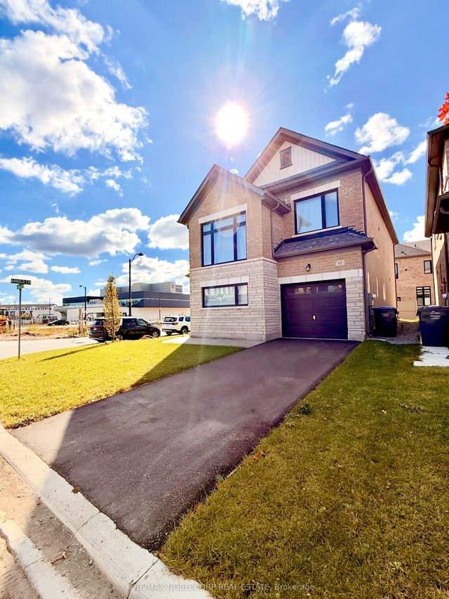 45 Arnold Circle, Brampton