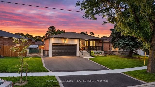 34 Ridgemount Road, Toronto W09