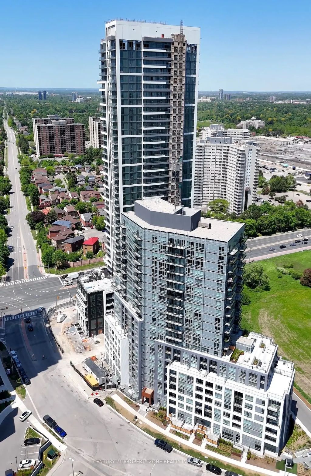 209 Steels Avenue 209, Brampton