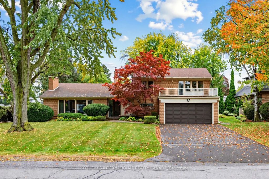 95 Princess Anne Crescent, Toronto W08
