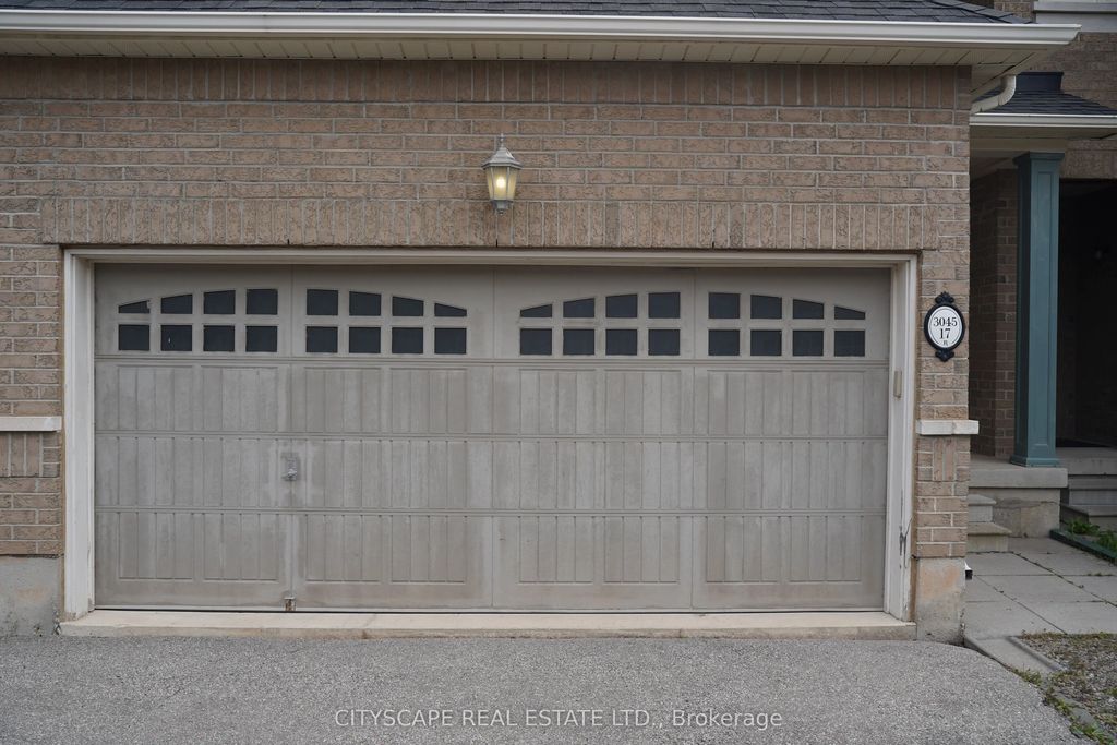 3045 Gladeside Avenue 17, Oakville