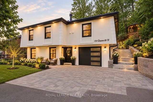 134 Queen Street N, Caledon