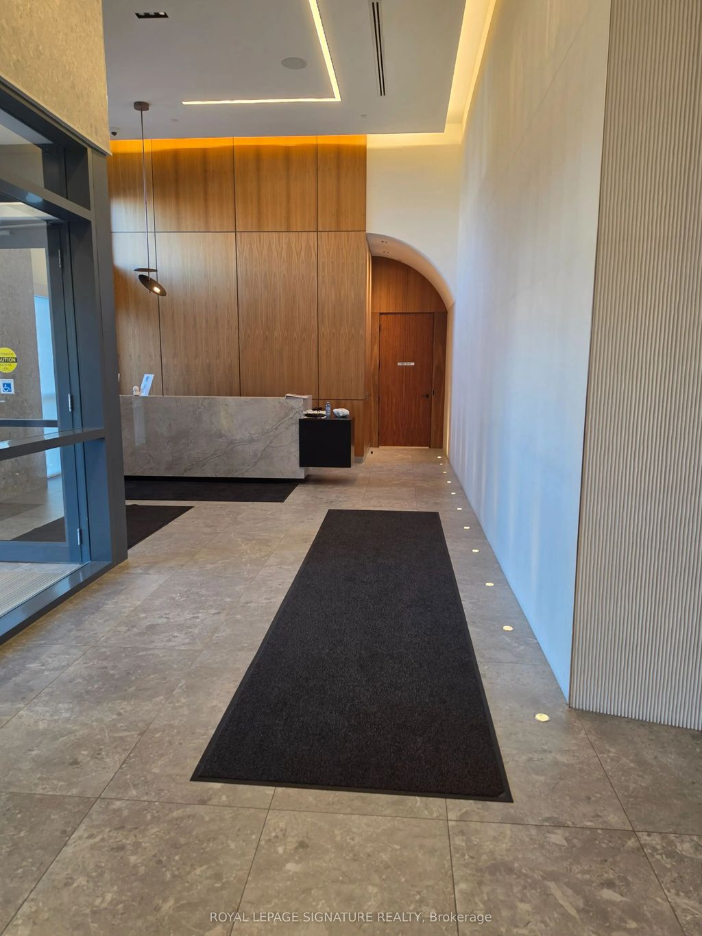 509 Dundas Street W 304, Oakville