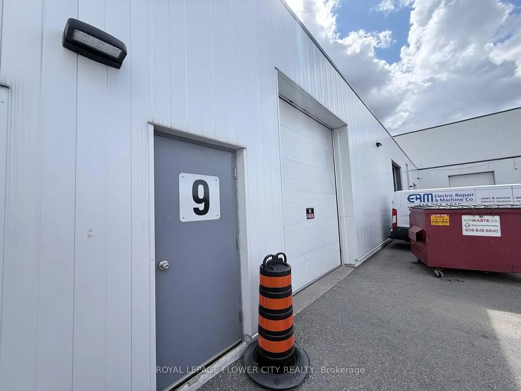 37 Stoffel Drive 9, Toronto W10