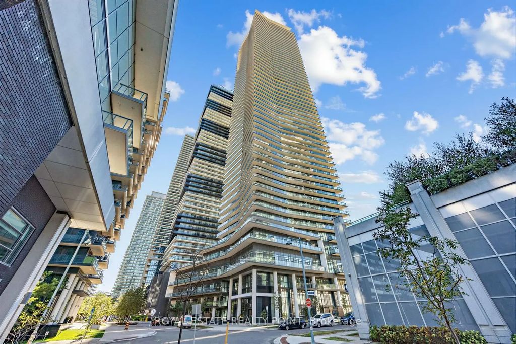 38 Annie Craig Drive 1008, Toronto W06