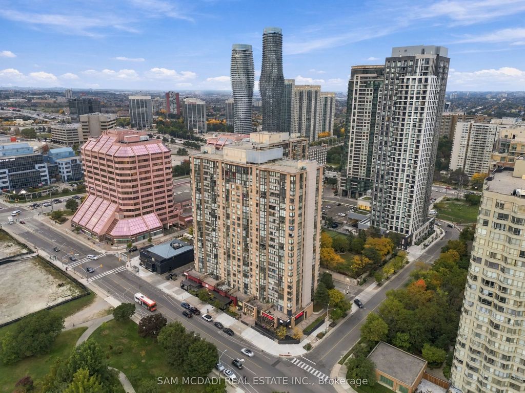 265 Enfield Place 903, Mississauga