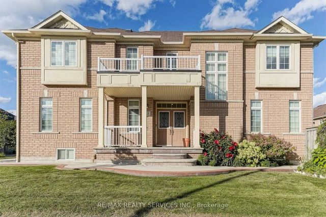 3 Coolwater Drive Upper, Brampton
