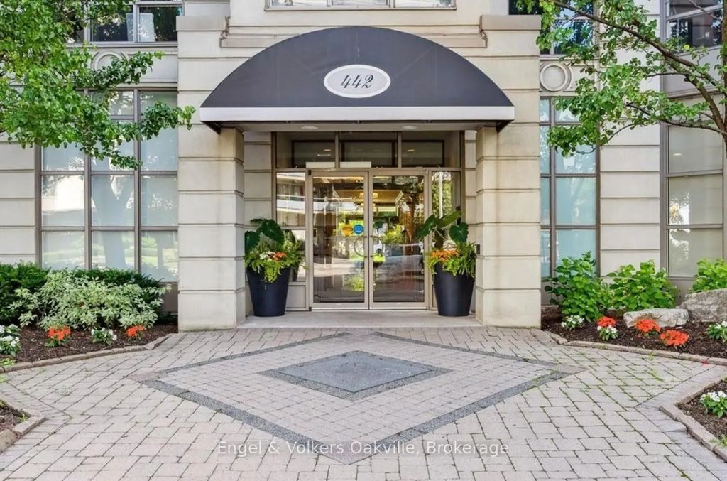 442 Maple Avenue 1402, Burlington