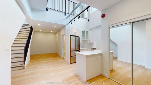 268 Jane Street 203, Toronto W02
