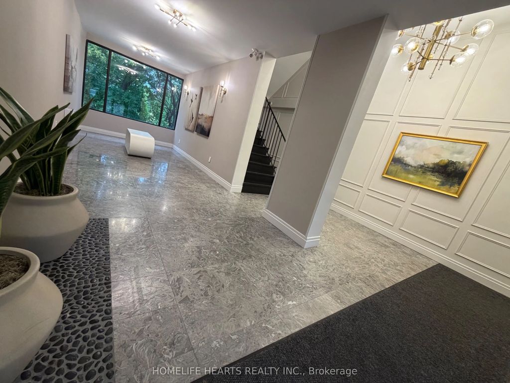 188 Mill Street E 407, Brampton
