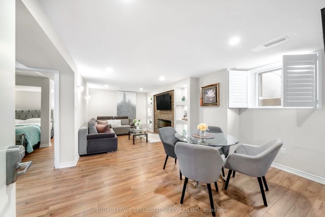 16 Embers Drive Bsmt Apt 2, Toronto W08