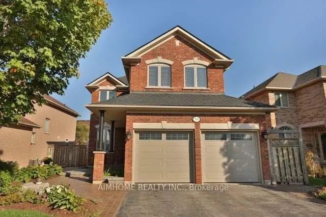 390 Grovehill Road, Oakville