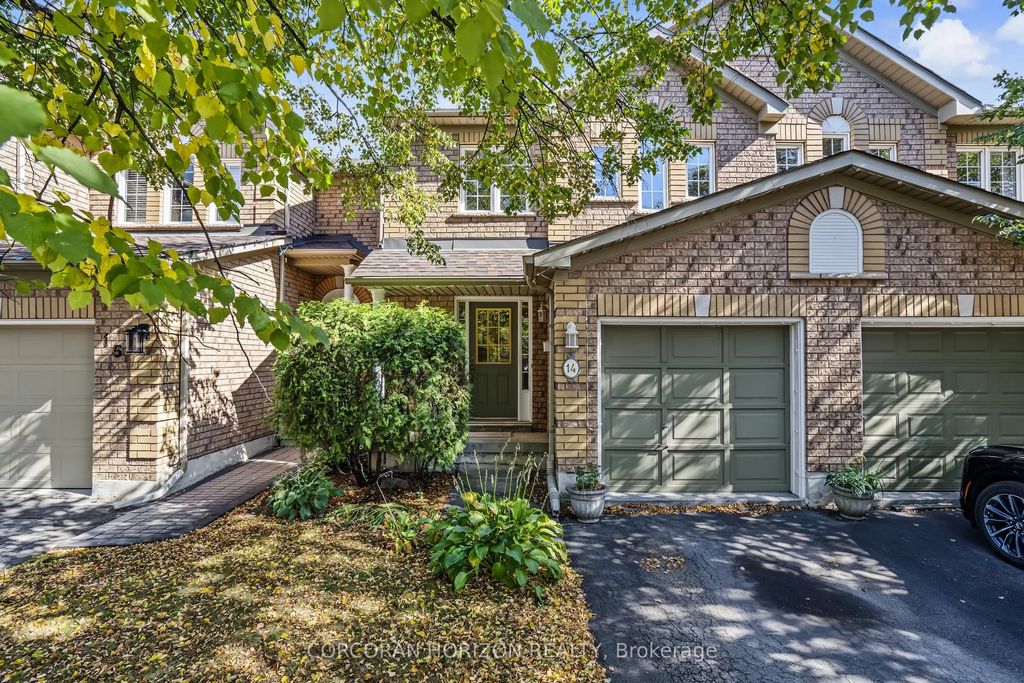 2871 Darien Road 14, Burlington