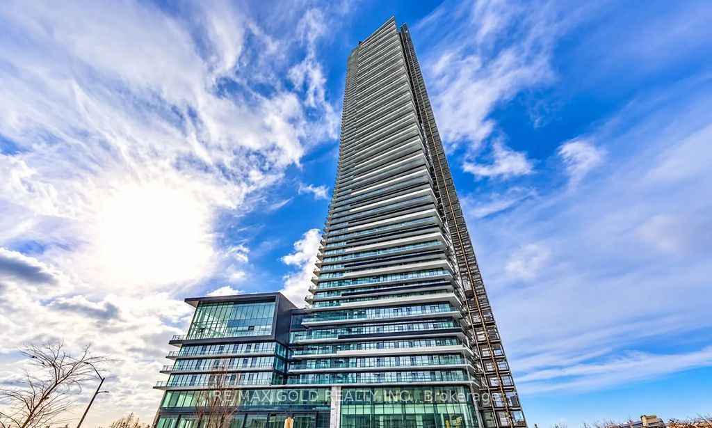 448 Burnhamthorpe Road 6902, Mississauga
