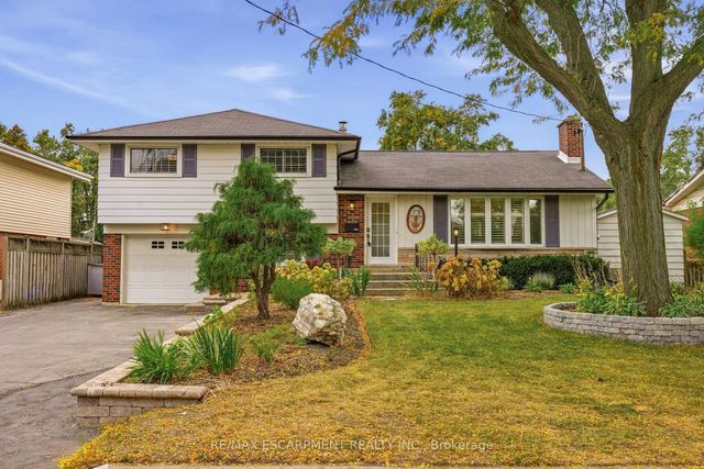 502 Karen Drive, Burlington
