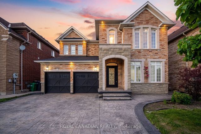 33 Rubysilver Drive, Brampton