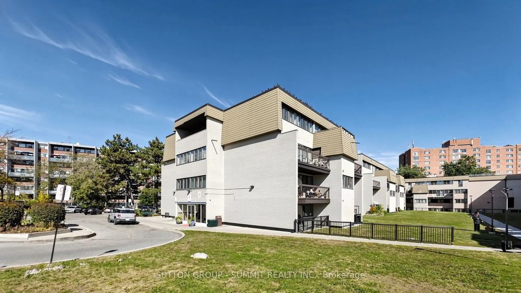 2095 Roche Court N 228, Mississauga