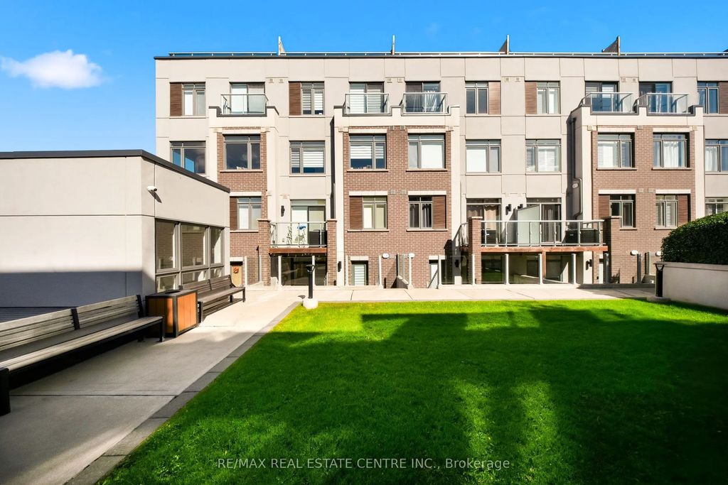 3078 Sixth Line 117, Oakville