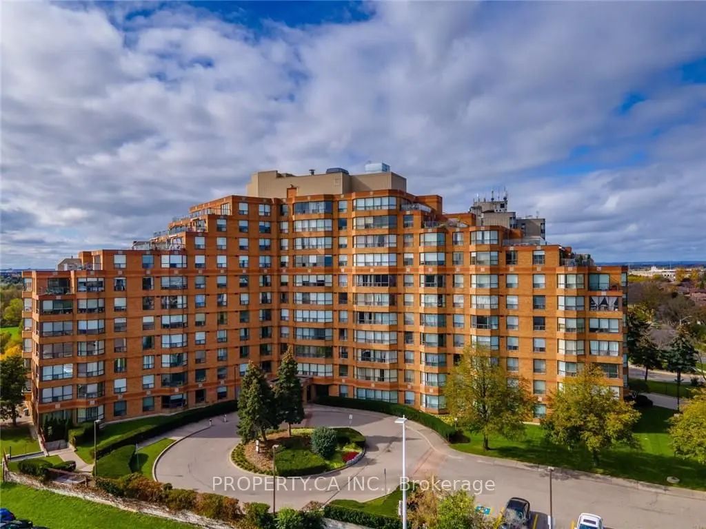 6 Humberline Drive 514, Toronto W10
