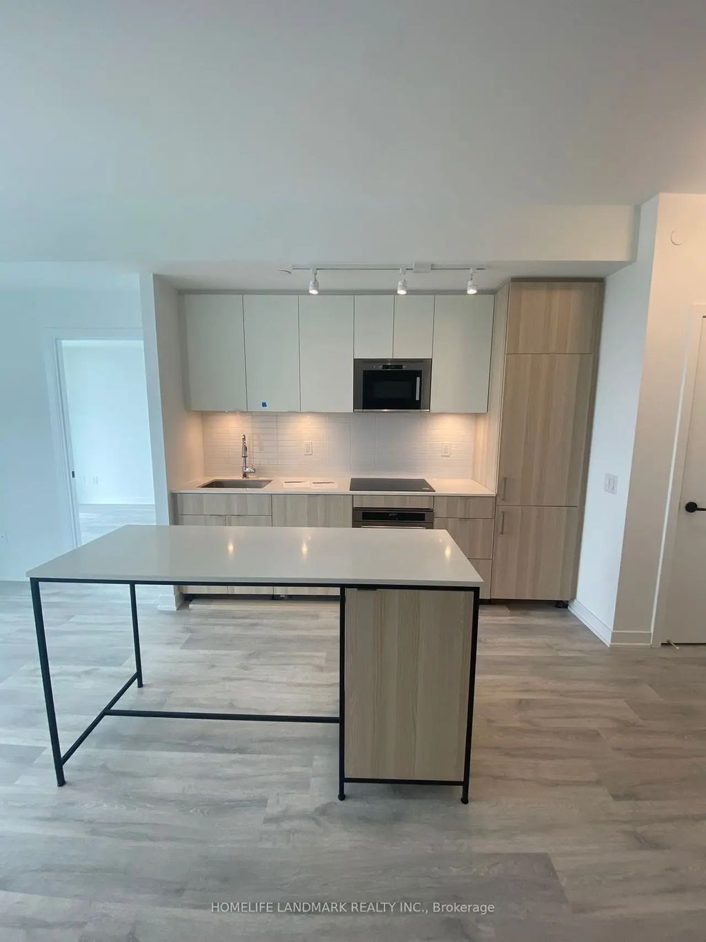 220 Missinnihe Way 1009, Mississauga