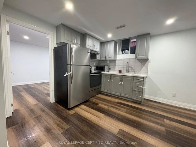 6278 Lavery Court Bsmt, Mississauga