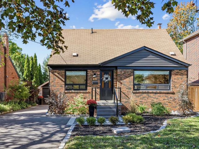 36 Jodphur Avenue, Toronto W05