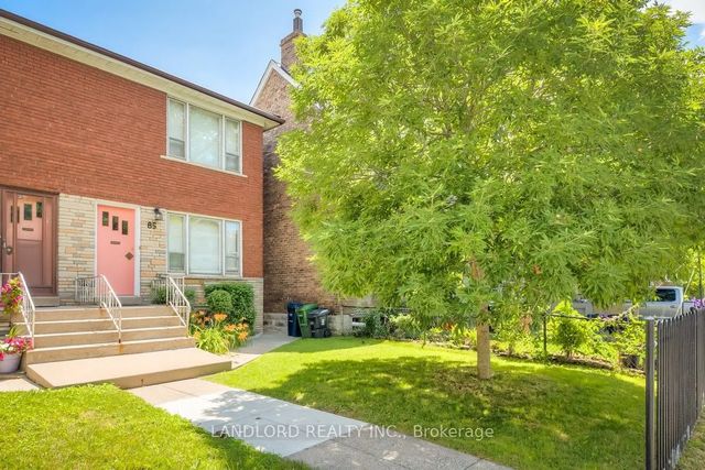 85 Greenlaw Avenue, Toronto W03