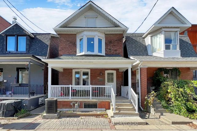 270 Christie Street #lower, Toronto W02