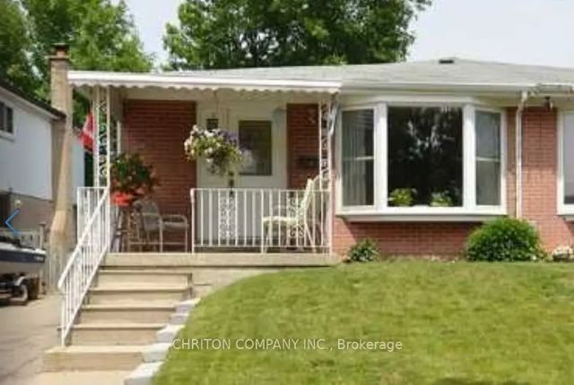 566 Chantenay Drive Upper, Mississauga