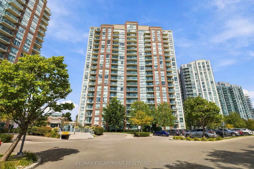 4889 Kimbermount Avenue 405, Mississauga