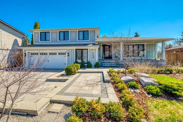 1224 Willowbrook Drive, Oakville