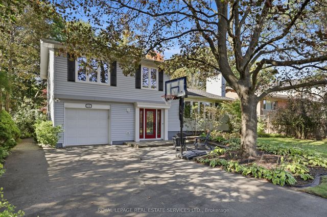 1320 Hillview Crescent, Oakville