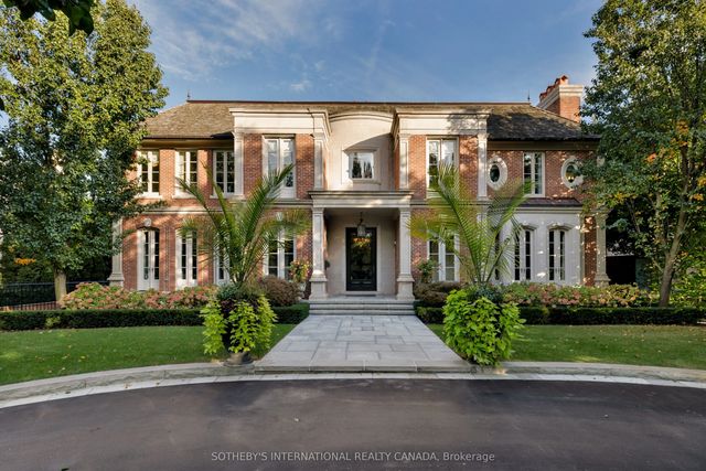 29 Edgehill Road, Toronto W08