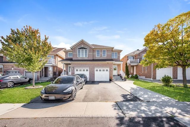 44 Weather Vane Lane Nw, Brampton